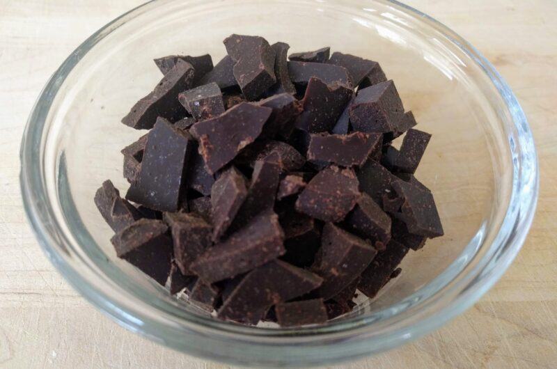 Copycat Lily's Chocolate Chips - THM Keto Sugar-free