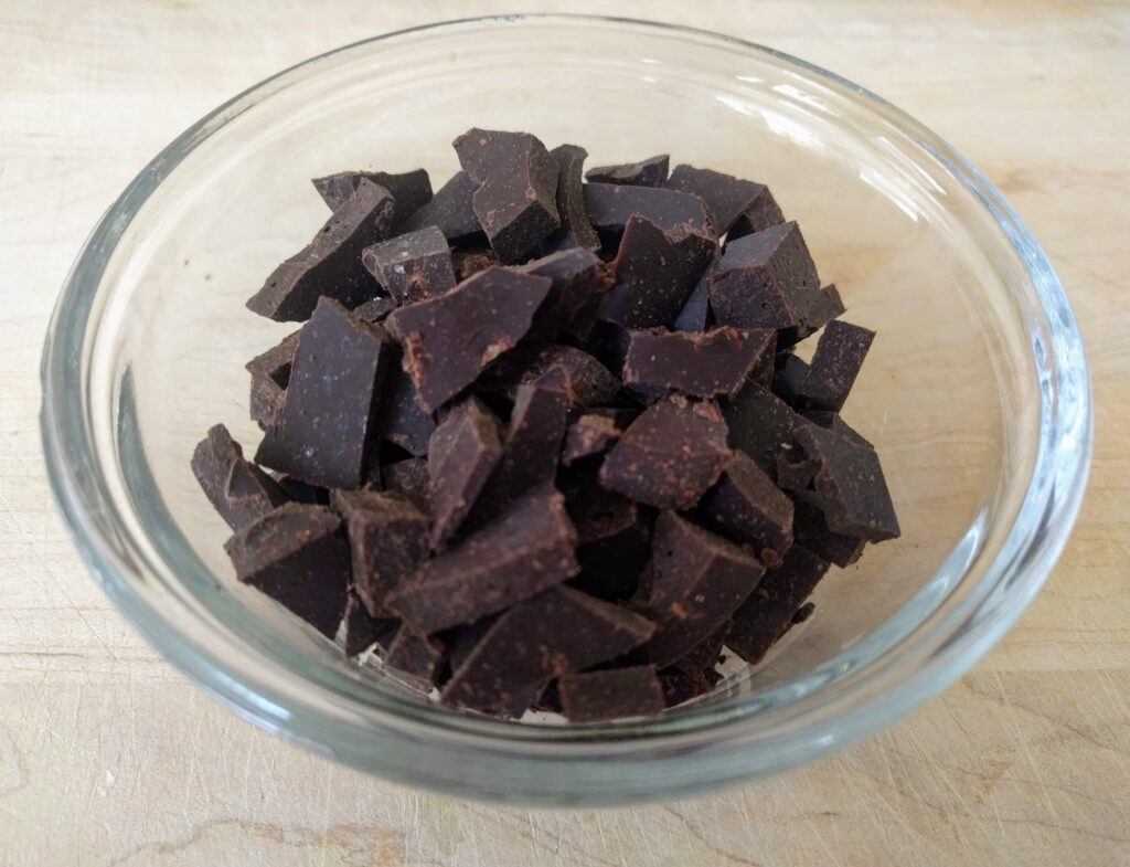 Copycat Lily’s Chocolate Chips – THM Keto Sugar-free