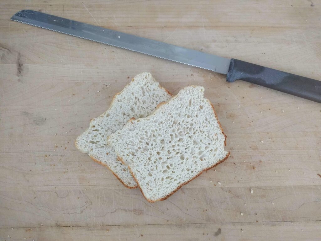 sliced keto bread