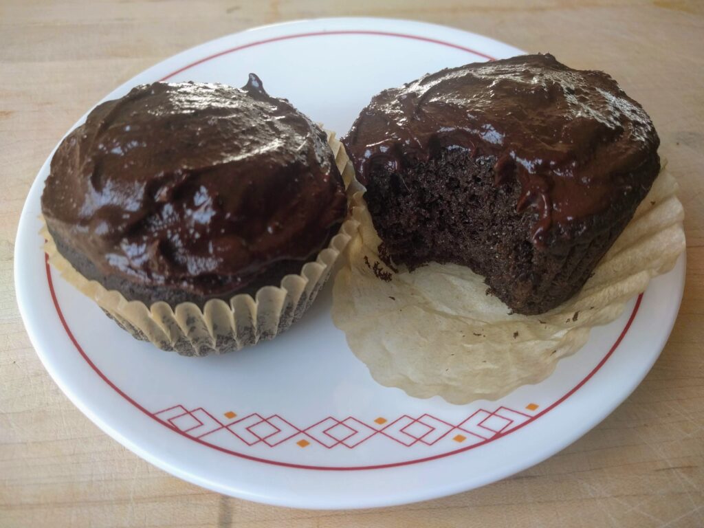 chocolate protein cupcakes